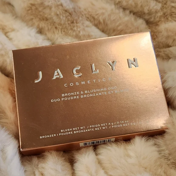 Jaclyn Cosmetics - Lilac Love / Top Tan - Bronze & Blushing Duo - Picture 10 of 10